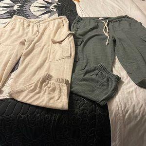 Aerie cargo joggers
